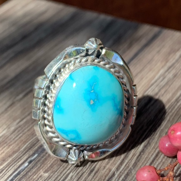 Native American Navajo Turquoise Ring - Picture 4 of 11